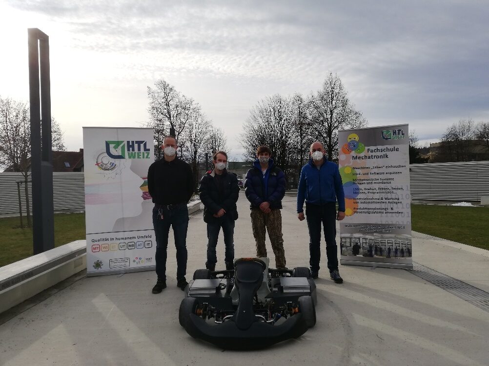 The team with the finished kart at HTL Weiz